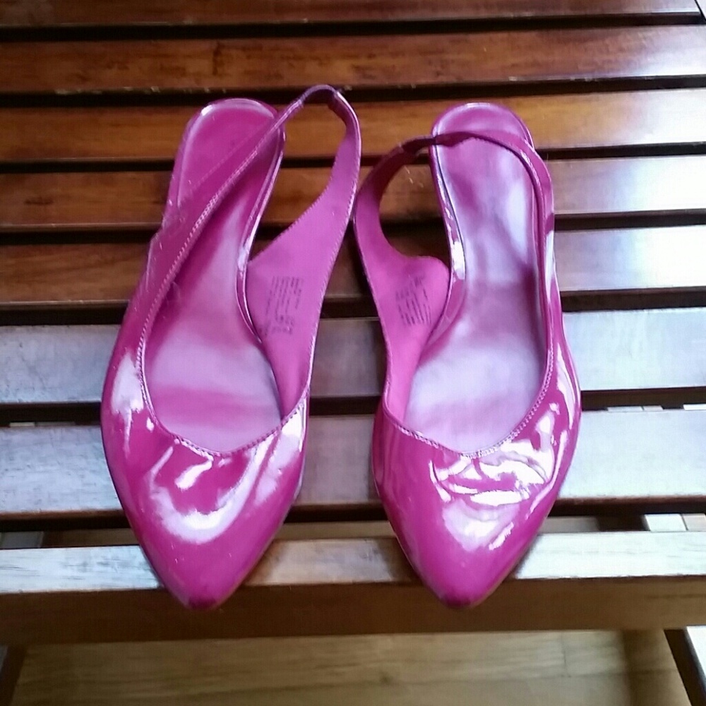 Hot pink patent sling backs